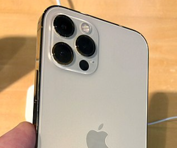 how use iphone for camera on mac for video recording